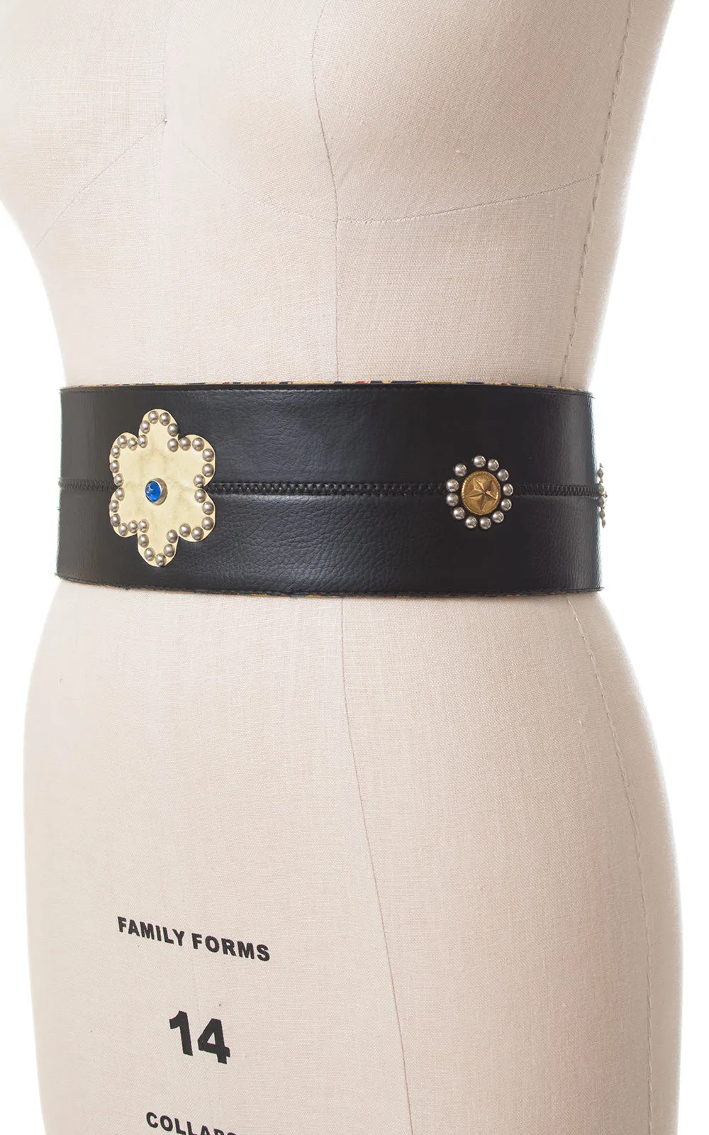1960s 1970s Glow-in-the-Dark Flower Studded Motorcycle Belt | x-large
