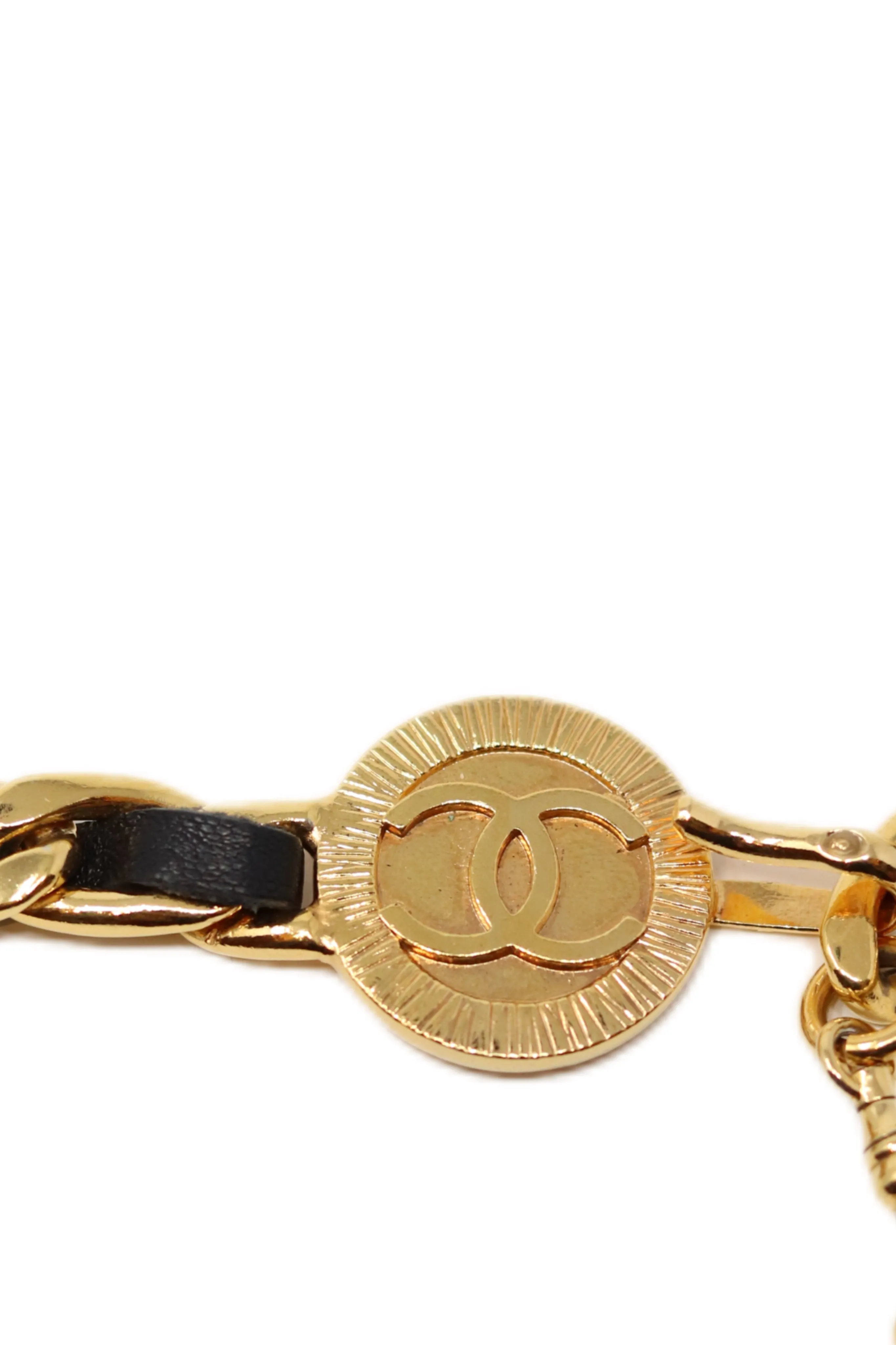 Pre-Owned Chanel Leather Chain Belt